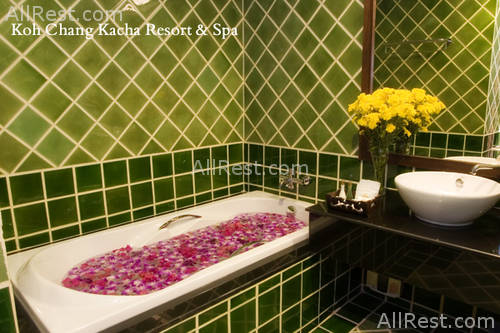 Koh Chang Kacha Resort & Spa 11